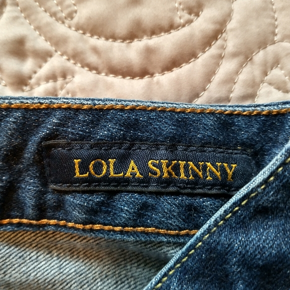 Jeans - Picture 3 of 4